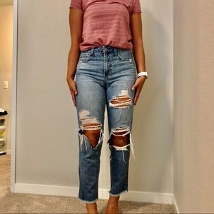 Hollister distressed Mom-Jeans